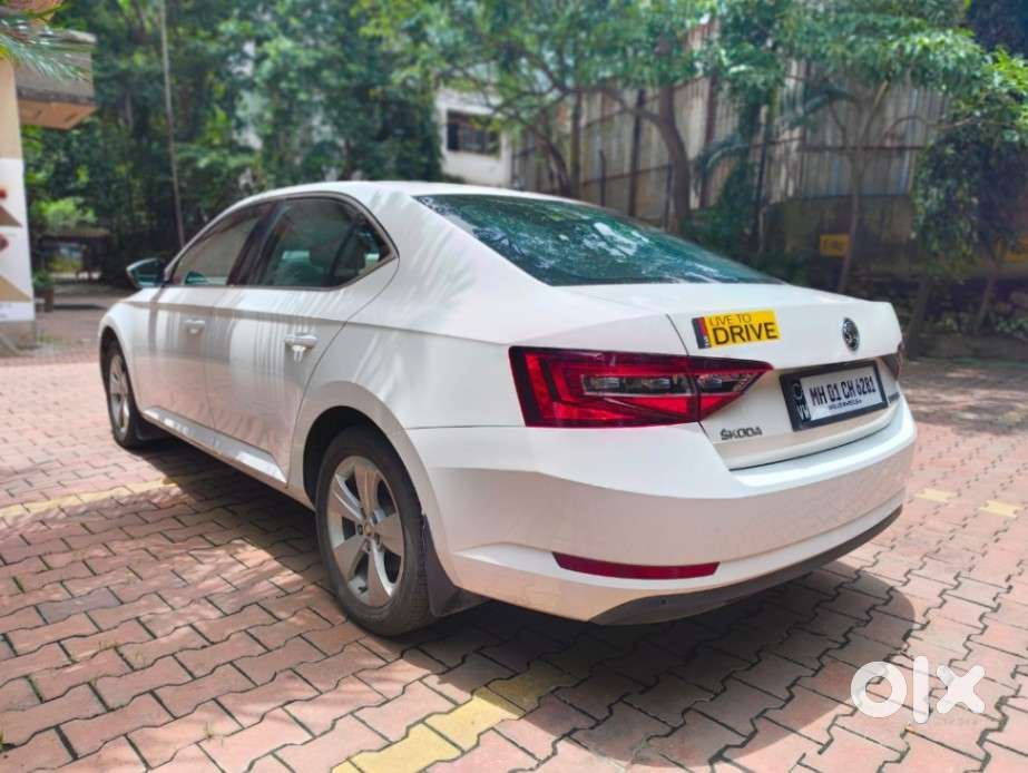 Skoda Superb Style 1.8 Tsi At, 2016, Petrol