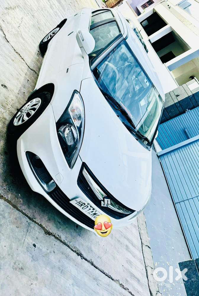 Maruti Suzuki Swift Dzire Vdi Optional, 2015, Diesel