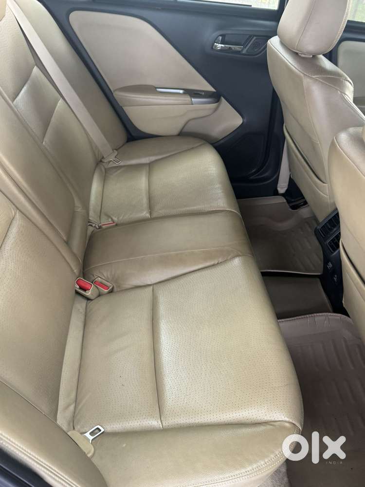 Honda City V At I-vtec, 2015, Petrol