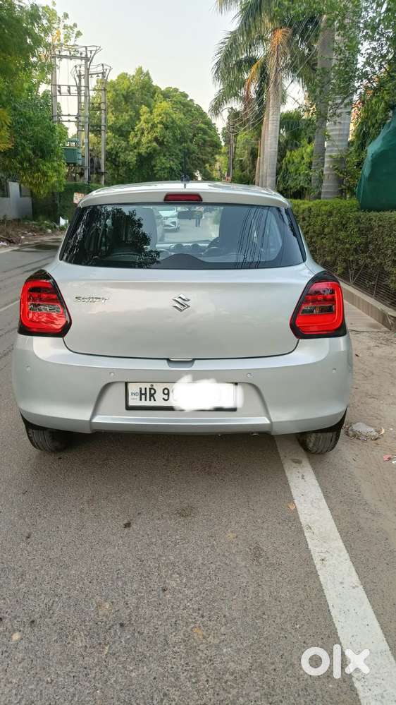 Maruti Suzuki Swift Vxi + Manual, 2023, Petrol