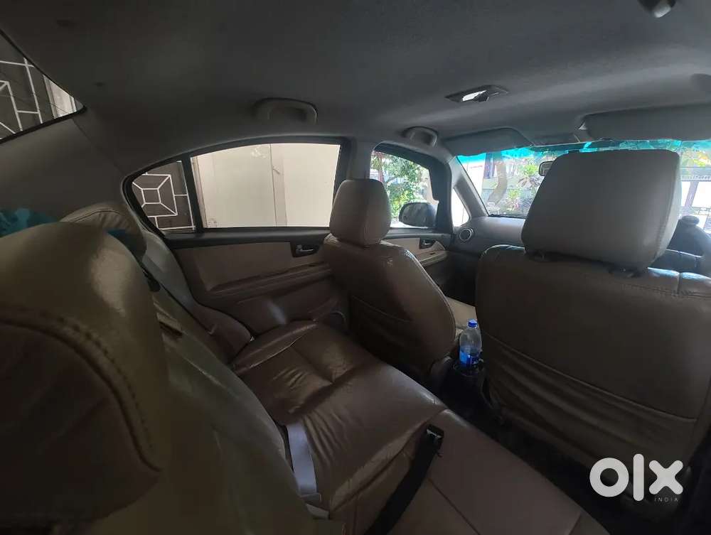 Maruti Suzuki Sx4 2009 Petrol Manual Zxi Leather , 56k Km Driven.