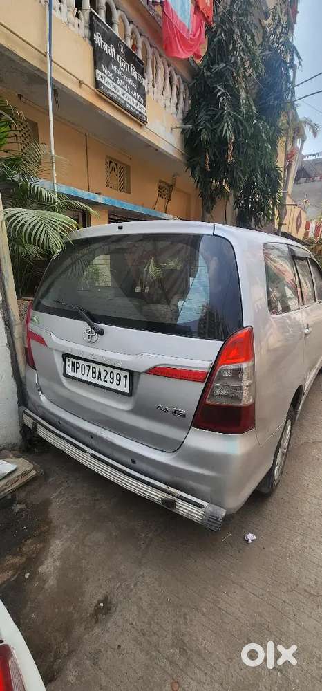 Toyota Innova 2012 Diesel 100000 Km Driven