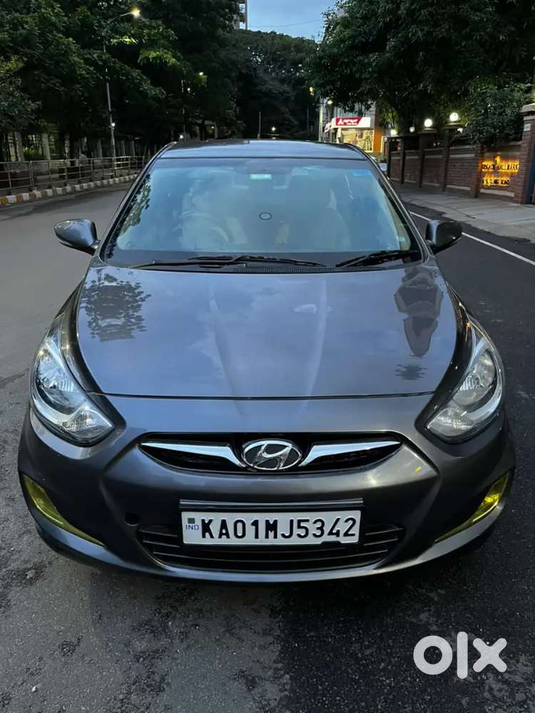 Hyundai Verna 1.6 Sx 2012