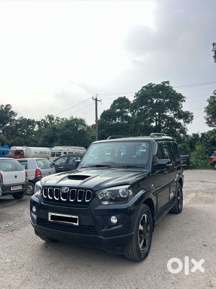 Mahindra Scorpio Classic 2.2 S 11 Mt 7 Str, 2021, Diesel