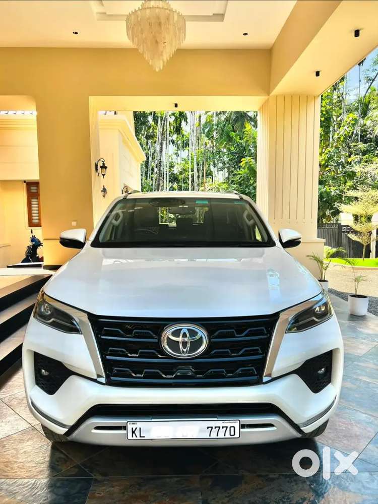 Toyota Fortuner 2022 4x2 At Diesel