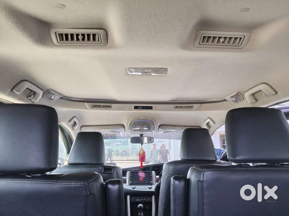 Toyota Innova Crysta 2021