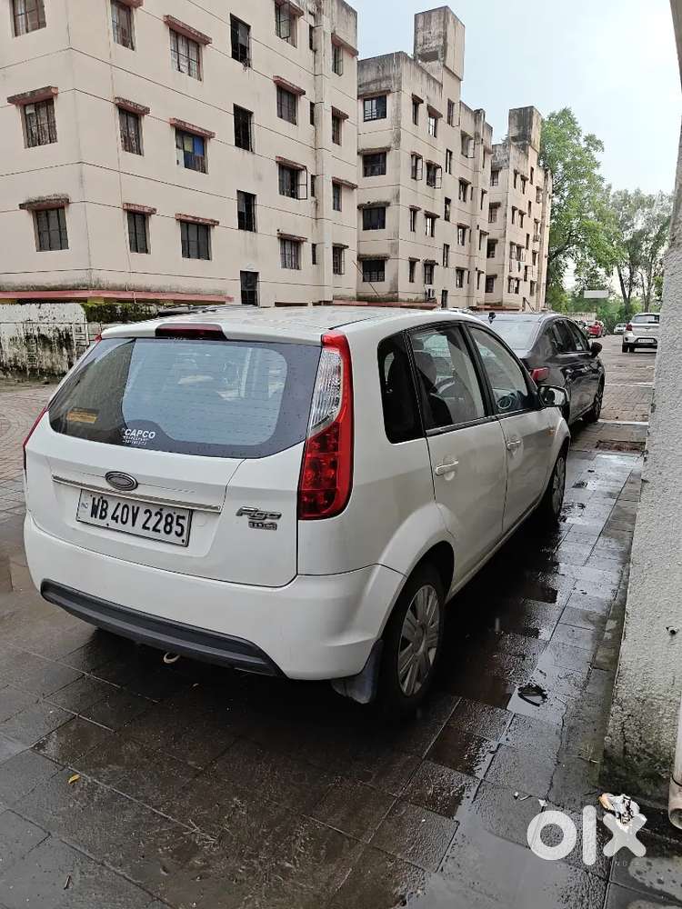 Ford Figo Diesel Zxi 2011