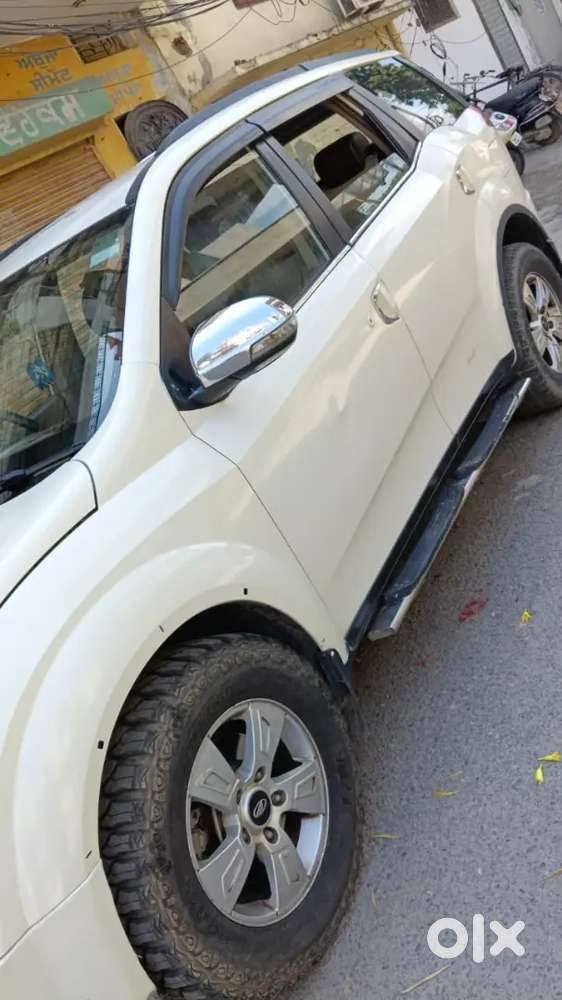 Mahindra Xuv500 2012