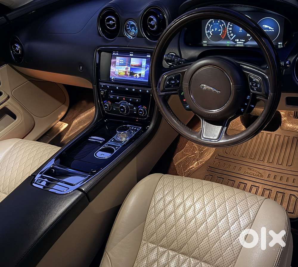 Jaguar Xj 2.0l Portfolio, 2016, Petrol