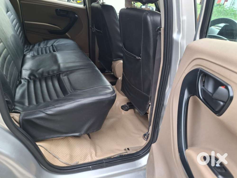 Mahindra Tuv 300 T6 Plus, 2018, Diesel