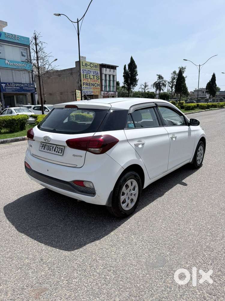 Hyundai I20 E 2018, 2018, Petrol