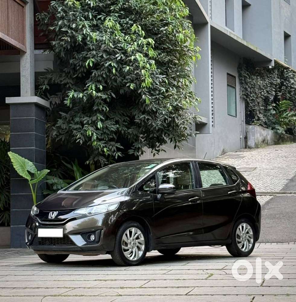 Honda Jazz V Cvt, 2017, Petrol