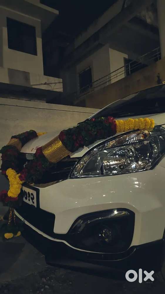 Maruti Suzuki Ertiga 1.5 Lxi 2013