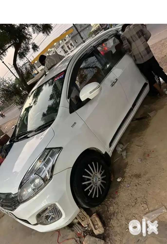 Maruti Suzuki Ertiga 2016