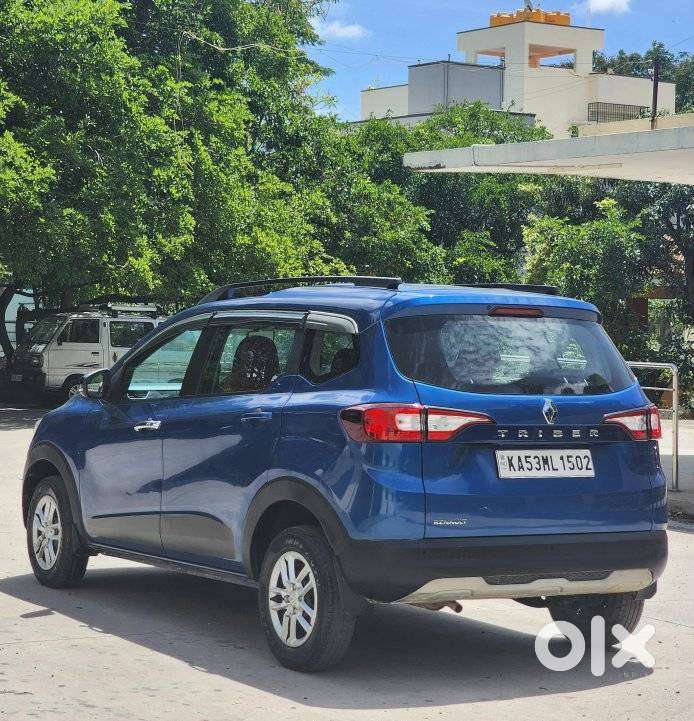 Renault Triber Rxt, 2023, Petrol