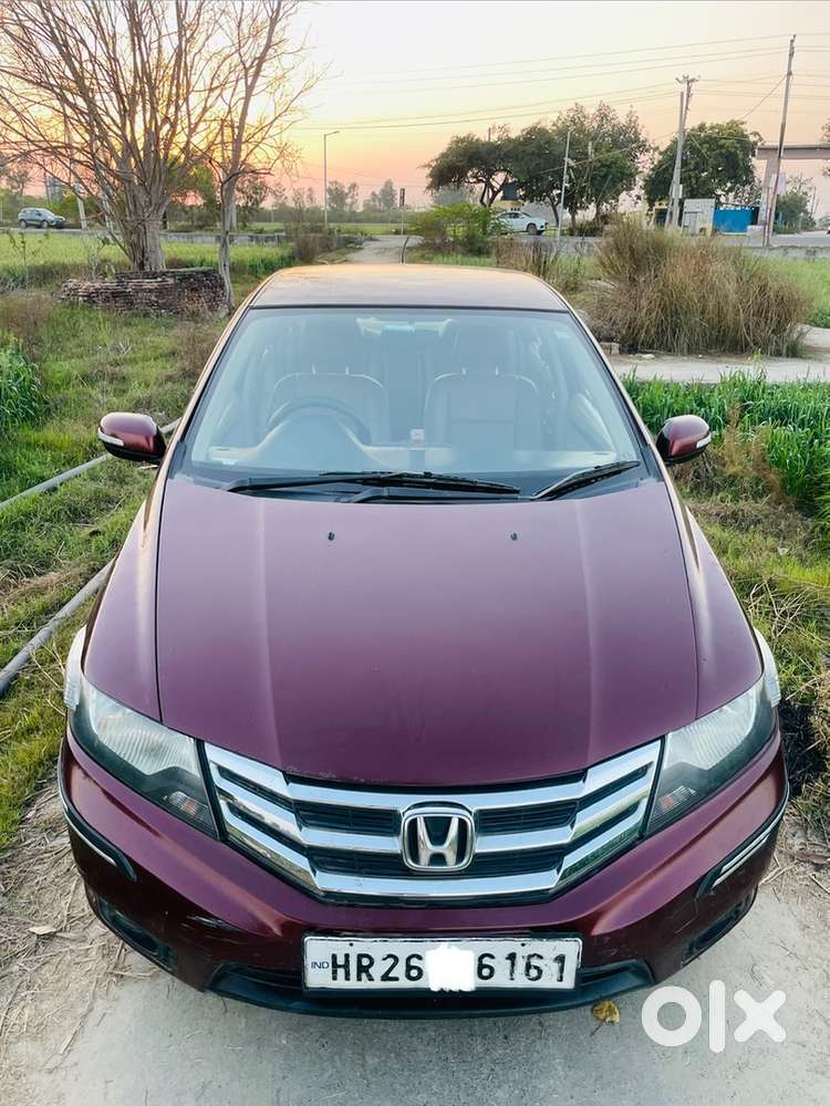Vip 6161  Honda City V-mt (top Model)  1lac Km  2013  Good Car