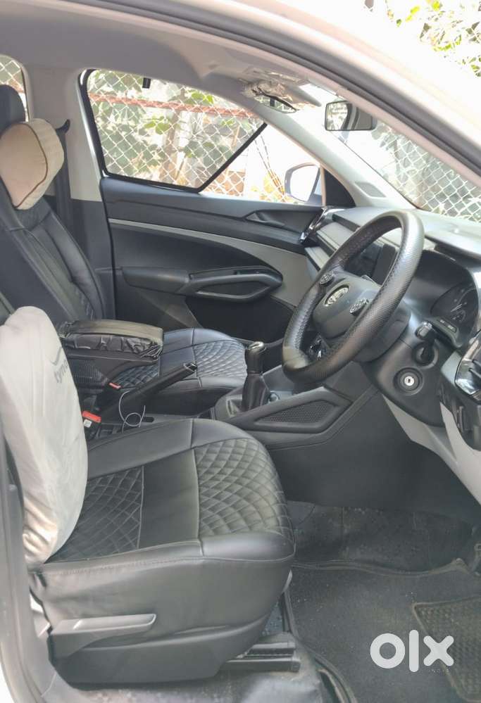 Skoda Kylaq Classic, 2025, Petrol