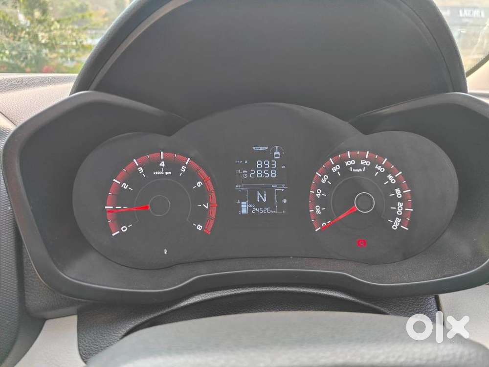 Mahindra Xuv300 W6, 2021, Petrol