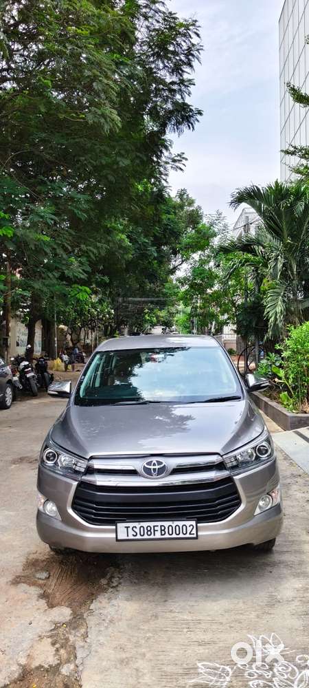 Toyota Innova Crysta 2.8z Automatic, 2016, Diesel