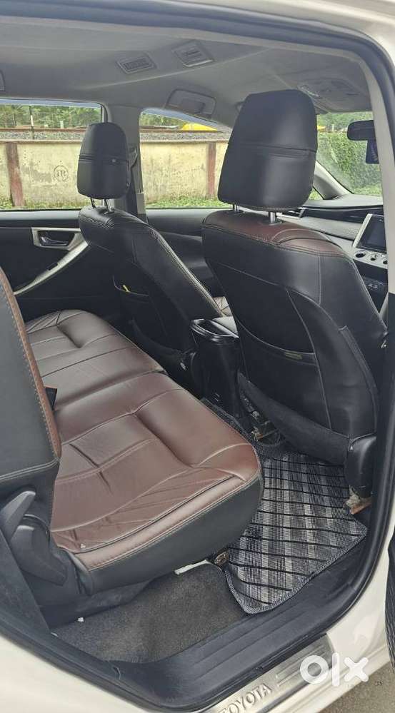 Toyota Innova Crysta 2.4 G Mt 8s, 2019, Diesel