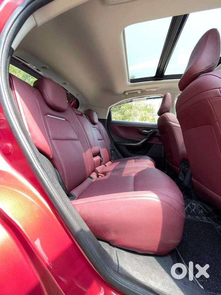 Tata Curvv Accomplished S 1.2 Revotron Petrol 7dca, 2025, Petrol
