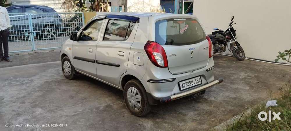 Alto 800 ( Silky Silver )