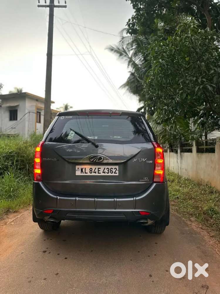 Mahindra Xuv500 2017 Diesel Well Maintained[