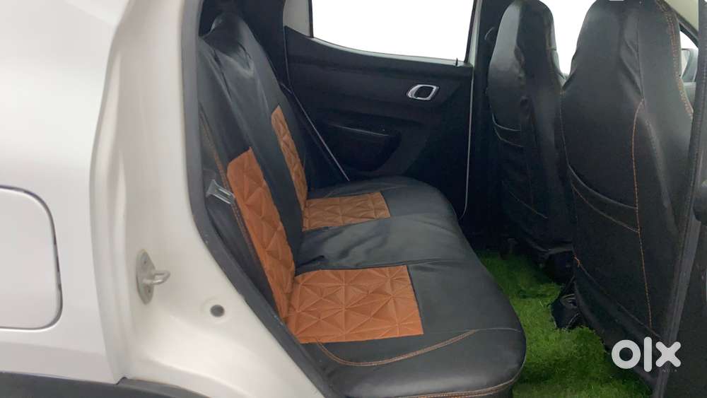 Renault Kwid 2019-ongoing 1.0 Rxt Amt (o), 2020, Petrol