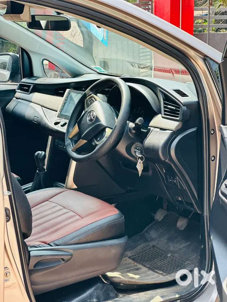 Toyota Innova Crysta 2016