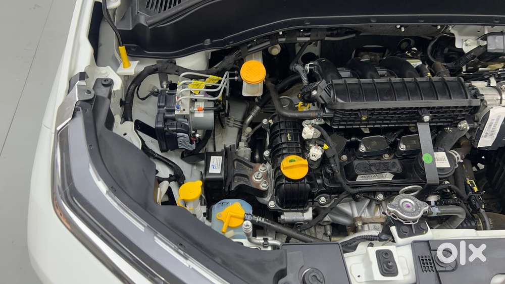 Tata Punch Creative Dual Tone Amt Sunroof, 2025, Petrol