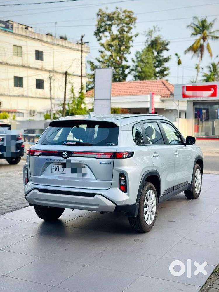Maruti Suzuki Grand Vitara 1.5 Sigma Smart Hybrid, 2025, Petrol