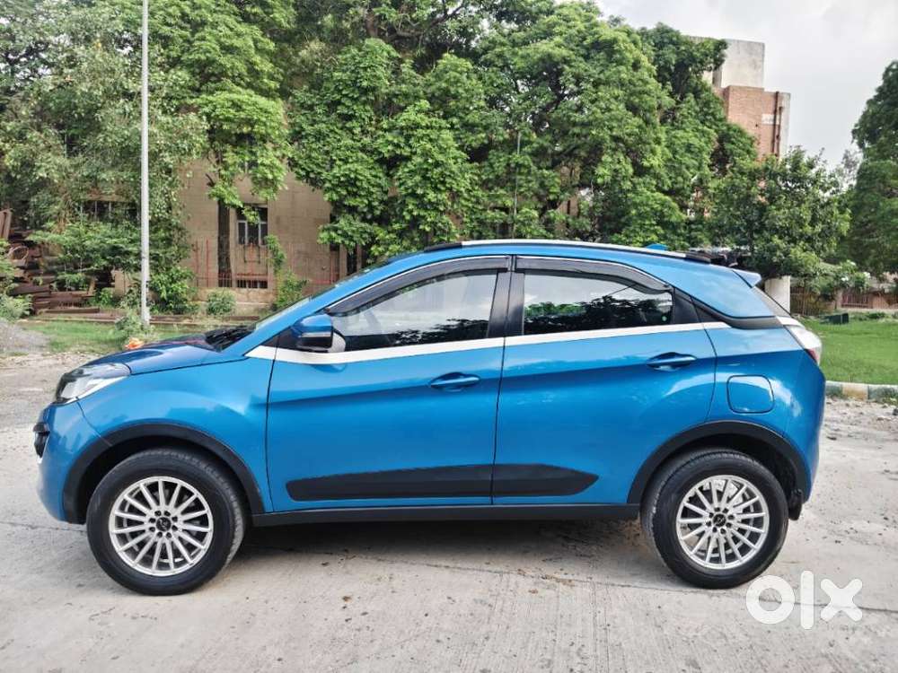 Tata Nexon 1.2 Revotron Xt, 2018, Petrol