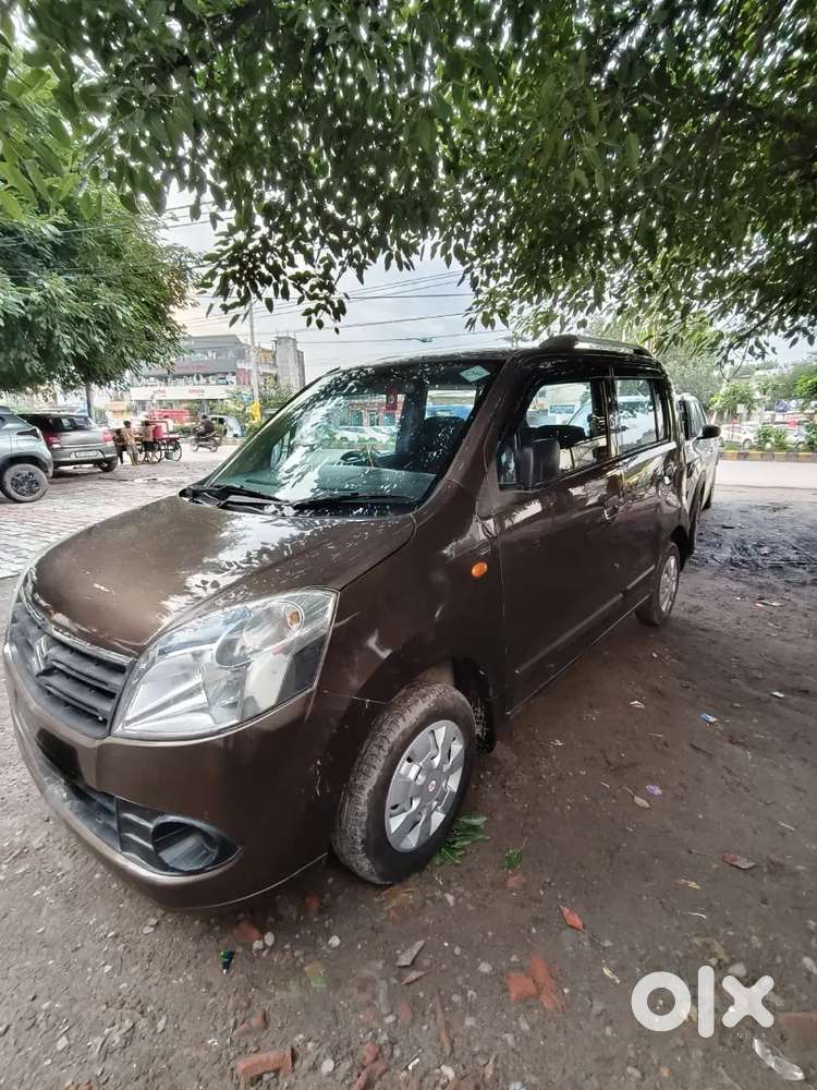 Maruti Suzuki Wagon R 2012 Modal Patrol+cng