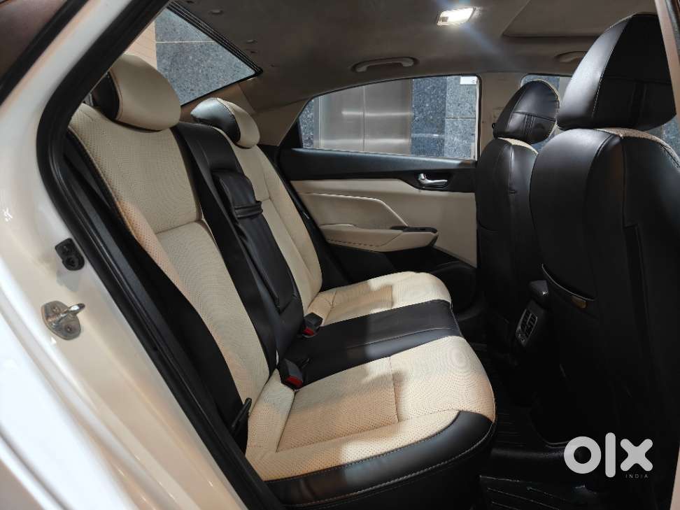 Hyundai Verna 1.6 Sx (o) Vtvt, 2018, Petrol