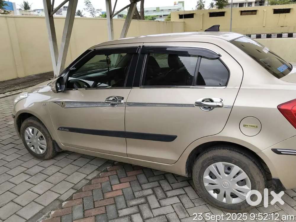 Maruti Suzuki Dzire 1.2 Vxi 2013