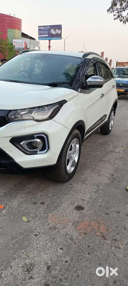 Tata Nexon 1.5 Revotorq Xm (s), 2021, Diesel