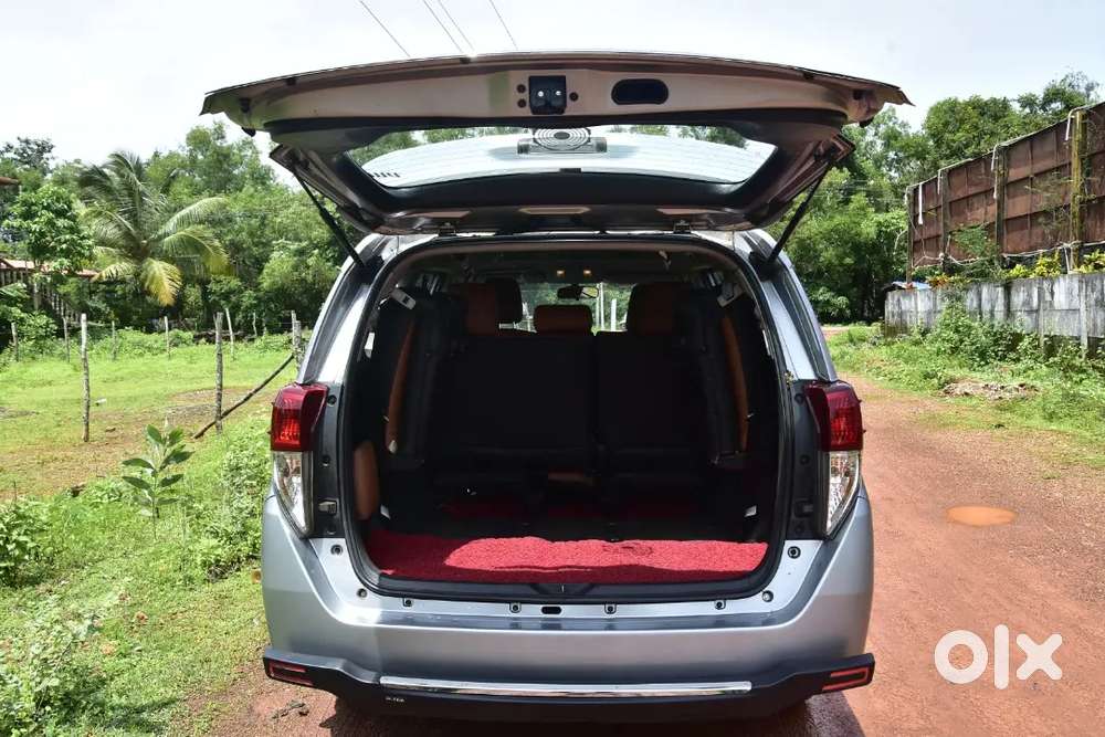 Toyota Innova Crysta 2019