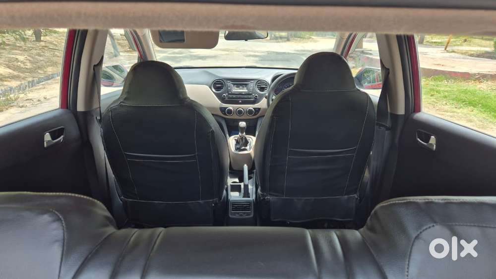Hyundai Grand I10 Sportz, 2015, Petrol