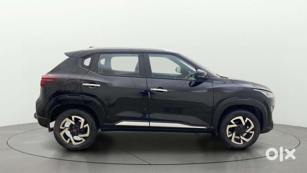 Nissan Magnite 1.0 Xv, 2022, Petrol
