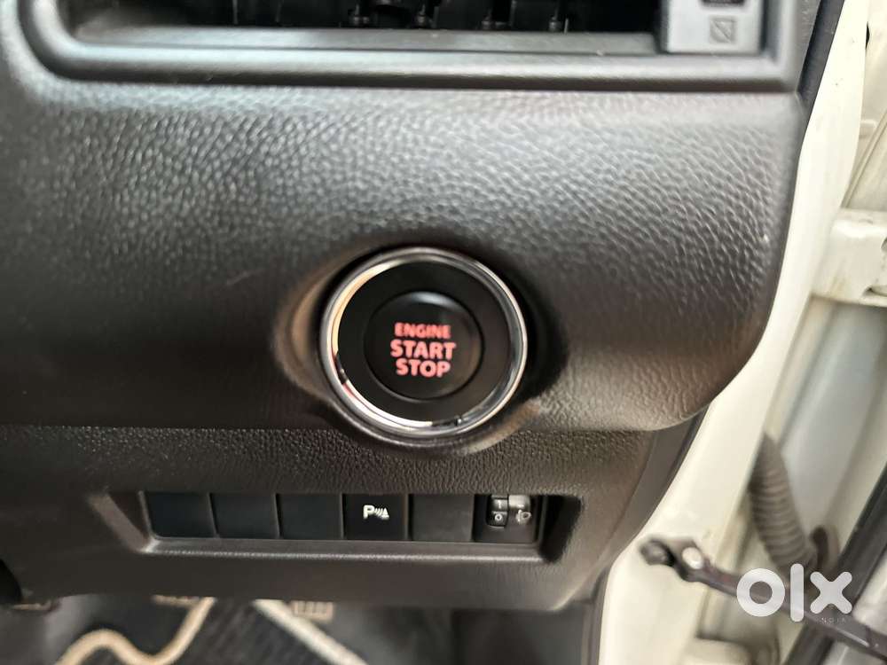 Maruti Suzuki Swift 1.3 Zxi, 2018, Petrol