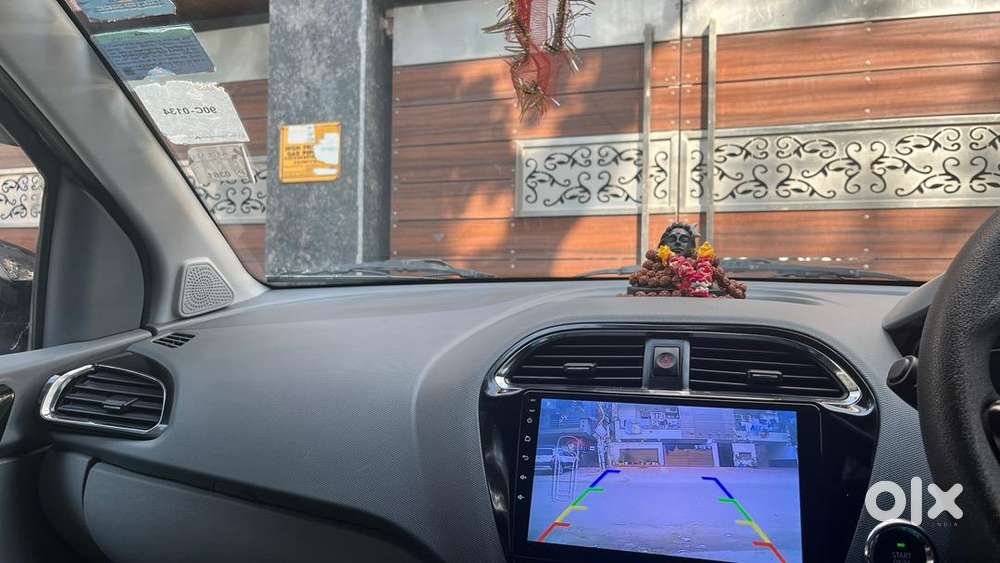 Well Maintained Car All New Tyres And Touch Infotainment