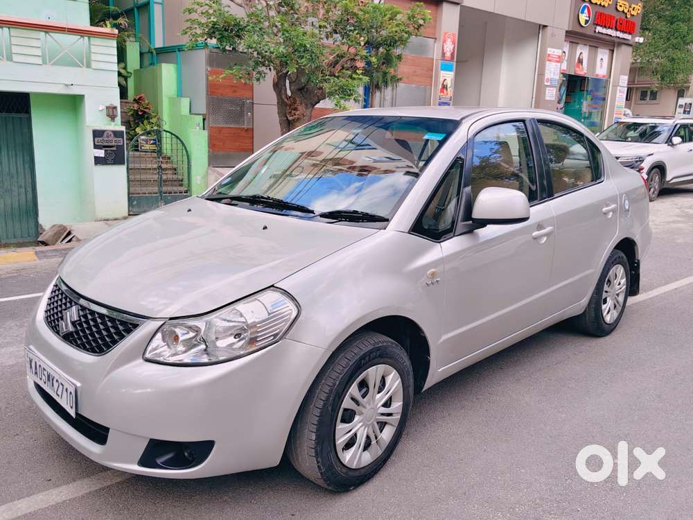 Maruti Suzuki Sx4 Vxi Bsiv, 2011, Petrol
