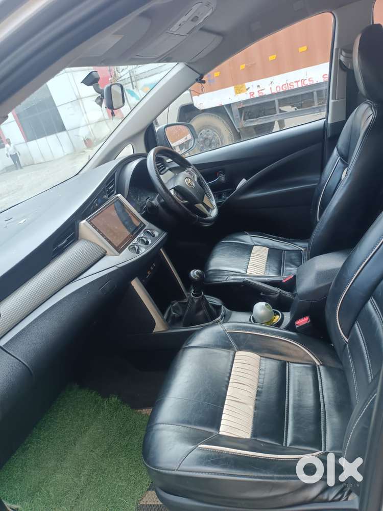 Toyota Innova Crysta 2.4 Gx Mt 8s, 2017, Diesel