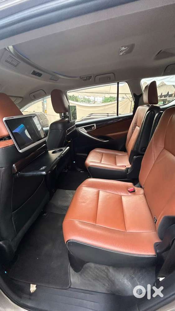 Toyota Innova Crysta 2.8z Automatic, 2019, Diesel