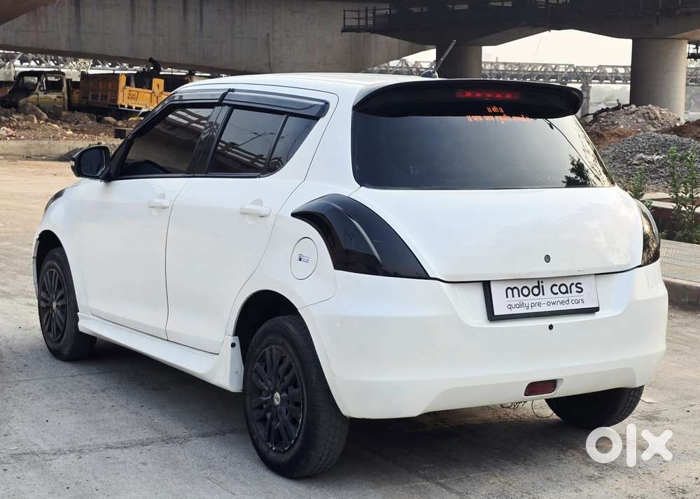 Maruti Suzuki Swift Vxi, 2016, Petrol