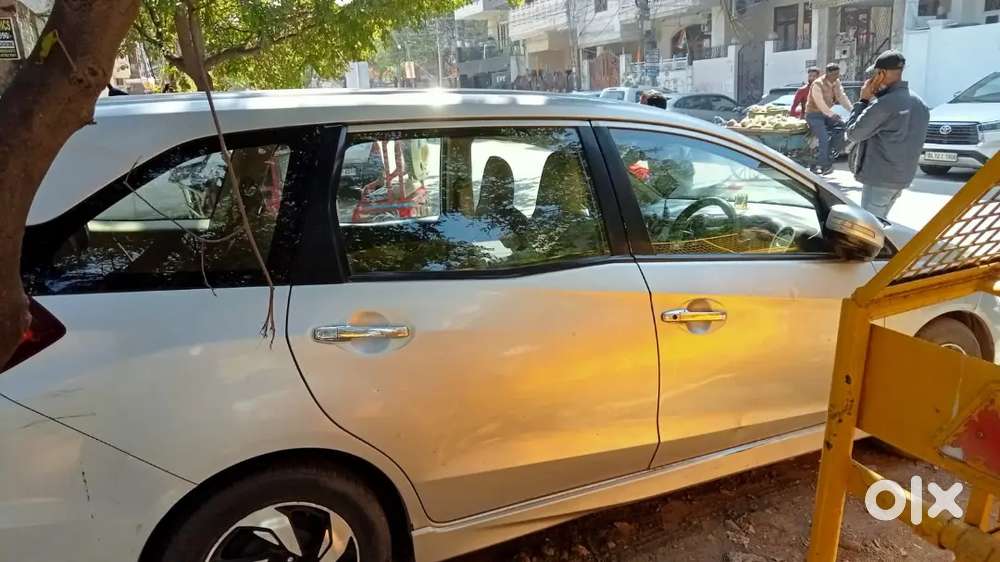 Honda Mobilio 1.5 2016