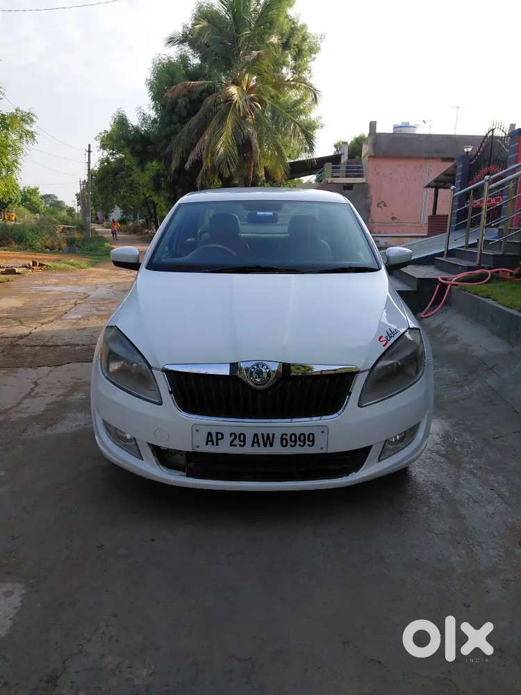 Skoda Rapid 2012 Diesel 106000 Km Driven