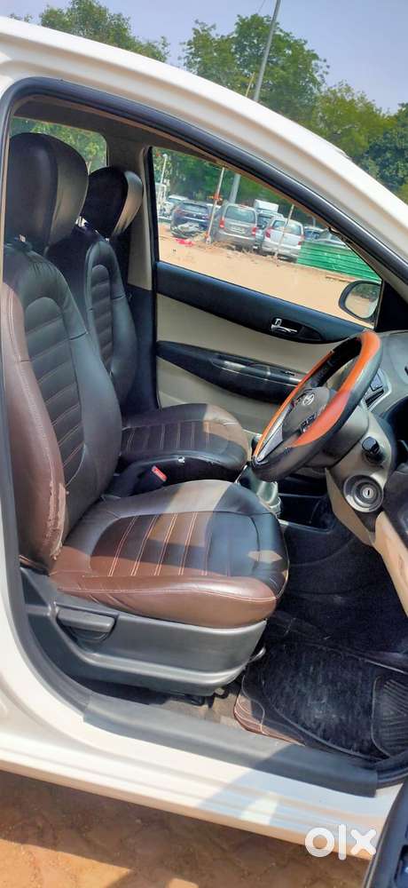 Hyundai I20 Sportz 1.2, 2013, Petrol
