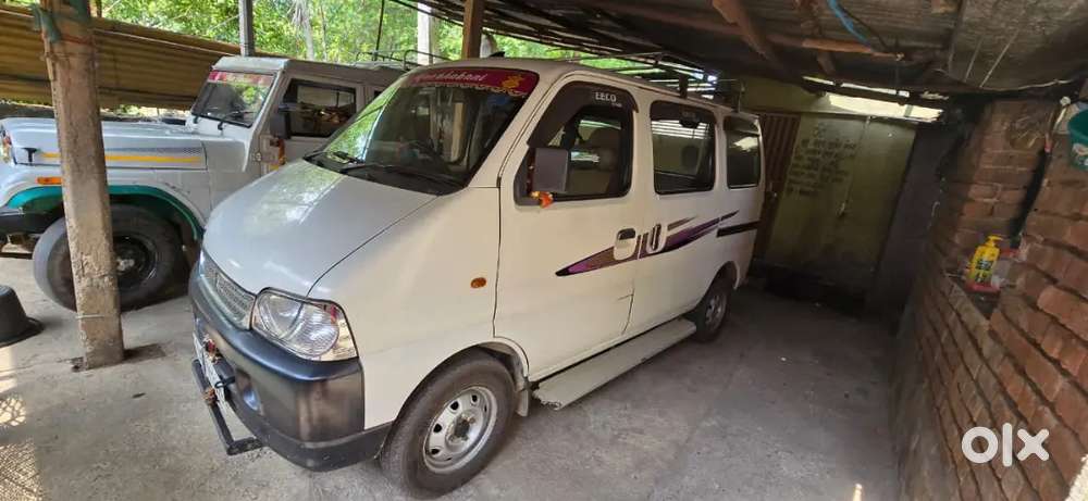 Maruti Suzuki Eeco 2017 Petrol 72000 Km Driven