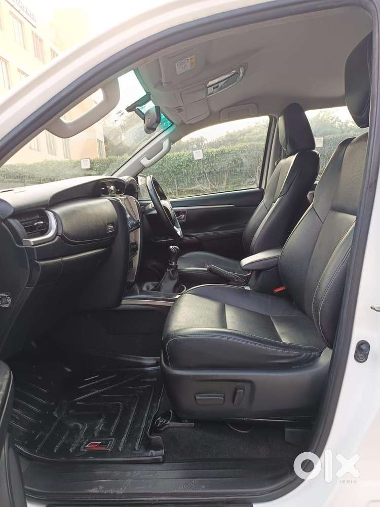 Toyota Fortuner 4x2 Mt 2.8 Diesel, 2023, Diesel